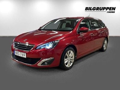 Röd Begagnad 2015 Peugeot 308 SW Allure Kombi | 99 900 kr (Lite dyr)