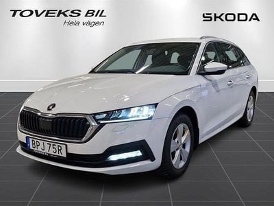 Candy white Begagnad 2023 Skoda Octavia Ambition Kombi | 234 900 kr (Bra pris)