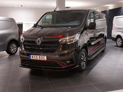 Svart Ny 2026 Renault Trafic Minibuss | 570 900 kr