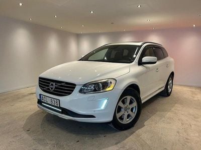 Begagnad Volvo XC60 Momentum 163 HK (119 kW) 2013 Vit SUV