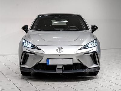 Begagnad MG MG4 EV Luxury 150 kW (204 HK) 2023 Grå/silver Halvkombi