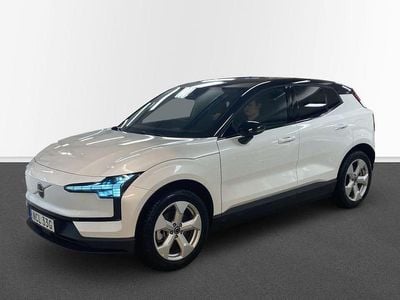 Vit Begagnad 2025 Volvo EX30 Plus SUV | 399 000 kr (Marknadspris)