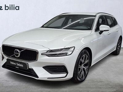Begagnad Volvo V60 Core 200 HK (147 kW) 2023 Vit Kombi