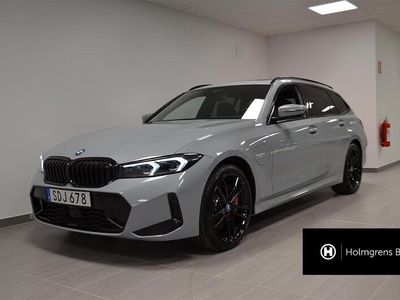 begagnad BMW 330e xDrive Touring M Sport Pro Innovation Drag H K