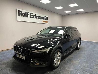 Begagnad 2024 Volvo V60 CC Kombi | 409 500 kr (Superpris)