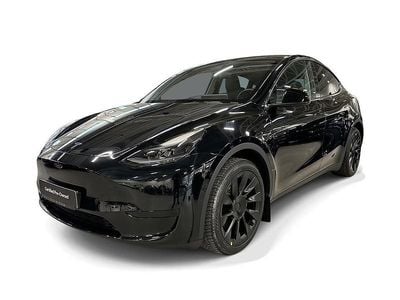 Svart Begagnad 2023 Tesla Model Y Standard Range SUV | 402 300 kr (Marknadspris)