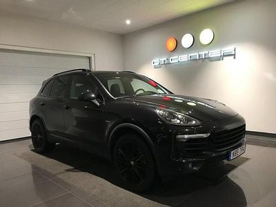 Svart Begagnad 2016 Porsche Cayenne Sport SUV | 289 000 kr (Marknadspris)