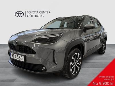 Grön Begagnad 2023 Toyota Yaris Hybrid Active | 289 900 kr (Marknadspris)