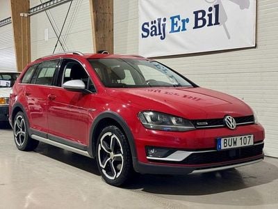 Röd Begagnad 2015 VW Golf Alltrack Kombi | 114 900 kr (Marknadspris)
