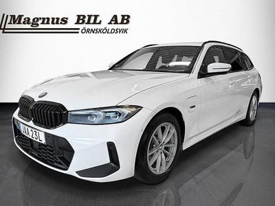 Begagnad BMW 330e M Sport 184 HK (135 kW) 2022 Vit Kombi