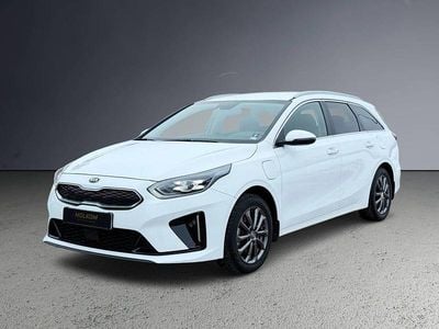 Vit Begagnad 2021 Kia Ceed Sportswagon Kombi | 239 800 kr (Marknadspris)