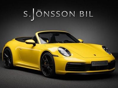 Begagnad Porsche 911 Carrera S 450 HK (330 kW) 2020 Racing yellow