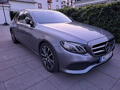 Mercedes E200