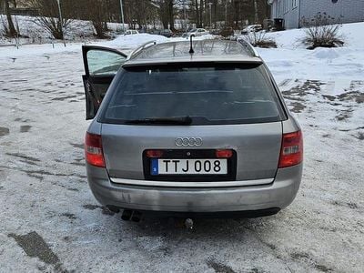 Begagnad Audi A6 150 HK (110 kW) 2003 Kombi