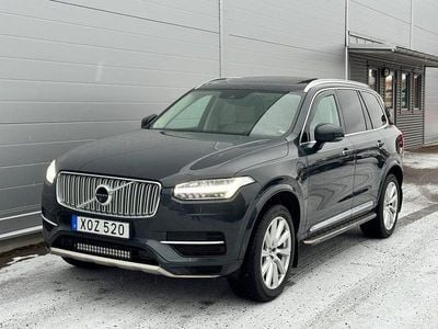 Grå Begagnad 2019 Volvo XC90 Inscription SUV | 439 000 kr (Marknadspris)