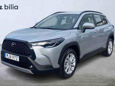 Silver Begagnad 2025 Toyota Corolla Cross SUV | 354 900 kr