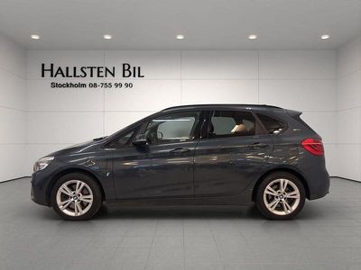 Atlanticgrey metallic Begagnad 2018 BMW 225 Active Tourer Sport Line Minibuss | 169 900 kr (Marknadspris)