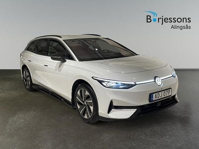 Vit Begagnad 2025 VW ID.7 Pro Kombi | 498 800 kr (Bra pris)