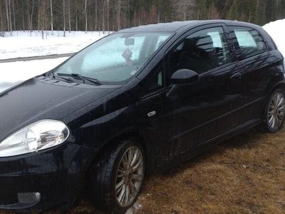 begagnad Fiat Grande Punto 3-dörrars 1.9 JTD Sport