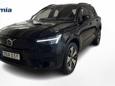 Begagnad Volvo XC40 Core 185 kW (252 HK) 2022 Svart SUV