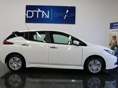 Begagnad Nissan Leaf 110 kW (150 HK) 2023 Vit Halvkombi