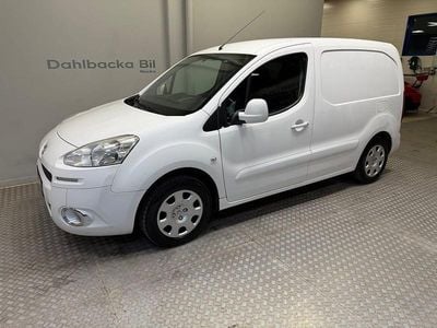 Vit Begagnad 2014 Peugeot Partner Minibuss | 85 000 kr (Dyr)