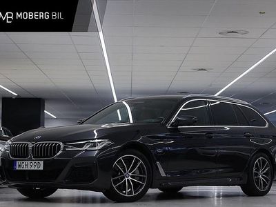 Grå Begagnad 2022 BMW 530e M Sport Kombi | 339 900 kr (Marknadspris)