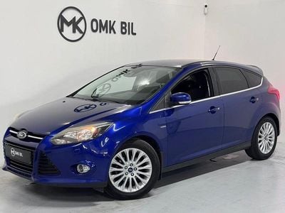 Blå Begagnad 2013 Ford Focus Titanium Halvkombi | 59 900 kr (Marknadspris)