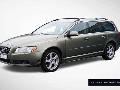 Begagnad Volvo V70 Momentum 215 HK (158 kW) 2011 Grön Kombi