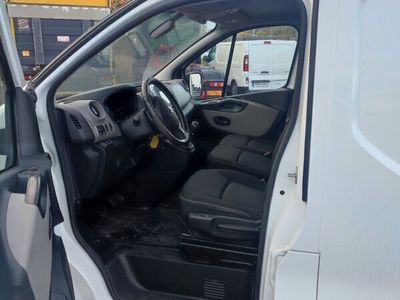 begagnad Renault Trafic Skåpbil 2.7t 1.6 dCi Euro 5