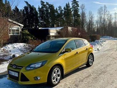 Begagnad Ford Focus 115 HK (84 kW) 2011 Mustard olive