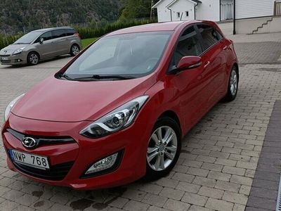 begagnad Hyundai i30 5-dörrar 1.6 CRDi Euro 5