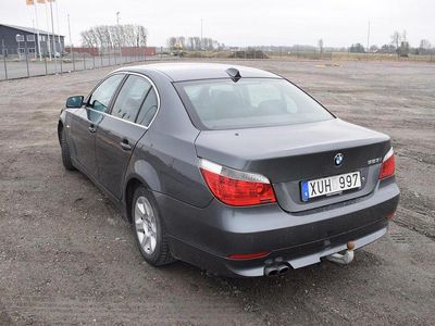 BMW 523