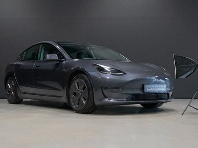 begagnad Tesla Model 3 Long Range AWD Drag 1 brukare Leasebar 2021, Halvkombi