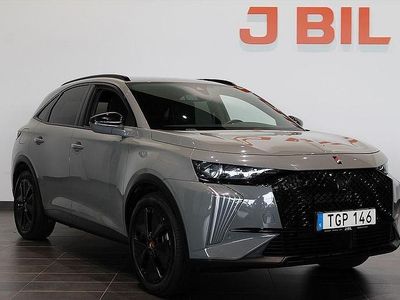 Grå Begagnad 2023 DS Automobiles DS7 Crossback Performance Line Plus SUV | 419 900 kr (Marknadspris)