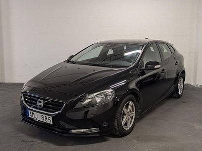 Begagnad Volvo V40 Kinetic 114 HK (83 kW) 2013 Svart Halvkombi