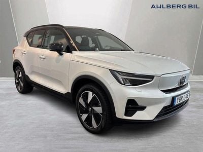 Vit Begagnad 2024 Volvo XC40 Core SUV | 409 500 kr (Marknadspris)