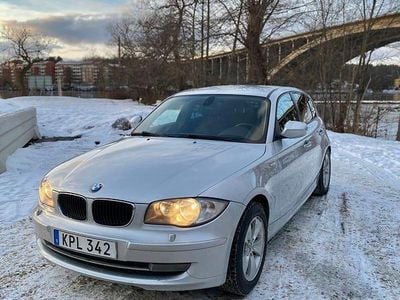 Begagnad BMW 118 143 HK (105 kW) 2010 Halvkombi