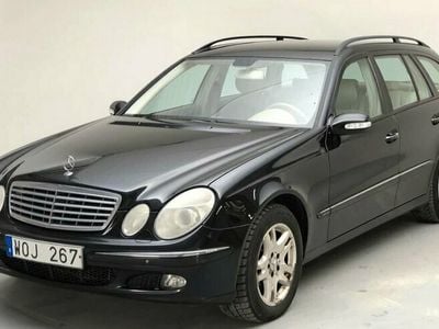 Begagnad Mercedes E350 272 HK (200 kW) 2005 Svart (metallic svart) Kombi