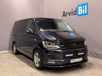 Blå Begagnad 2019 VW Multivan Highline Van | 459 000 kr (Marknadspris)