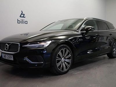 Svart Begagnad 2021 Volvo V60 Inscription Kombi | 329 500 kr (Marknadspris)