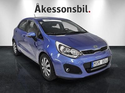 Begagnad Kia Rio 84 HK (61 kW) 2012 Blå Halvkombi
