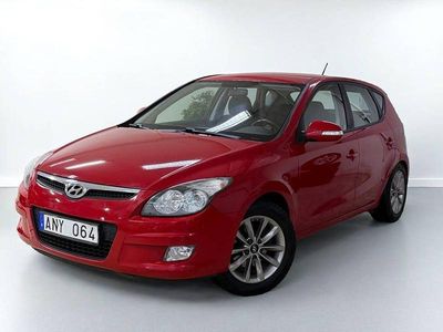 Begagnad Hyundai i30 126 HK (92 kW) 2009 Röd Halvkombi