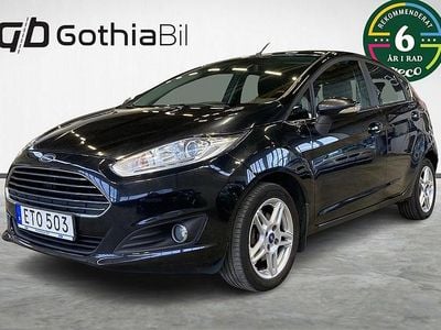 Svart Begagnad 2015 Ford Fiesta Titanium Halvkombi | 54 900 kr (Lite dyr)