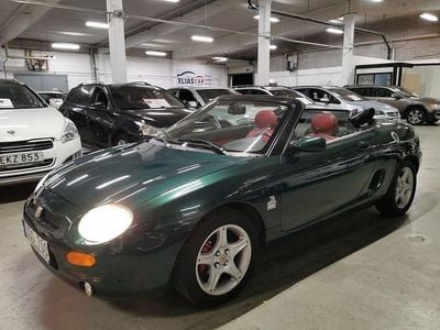 Mörkgrön Begagnad 1997 MG F Cab | 54 900 kr
