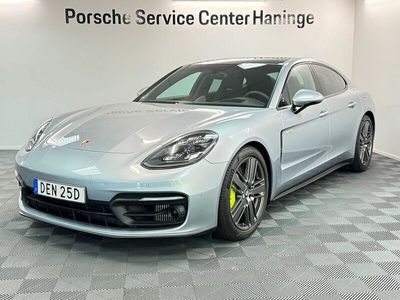 Porsche Panamera 4