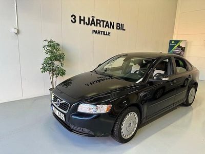 Begagnad Volvo S40 Summum 116 HK (85 kW) 2011 Svart Sedan