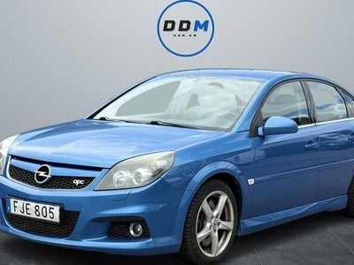 Begagnad Opel Vectra OPC 285 HK (209 kW) 2007 Blå Halvkombi