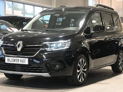 Begagnad Renault Kangoo 131 HK (96 kW) 2022 Svart Minibuss