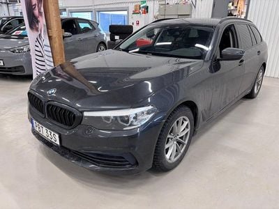 Grå Begagnad 2020 BMW 520 Sport Line Kombi | 249 000 kr (Marknadspris)